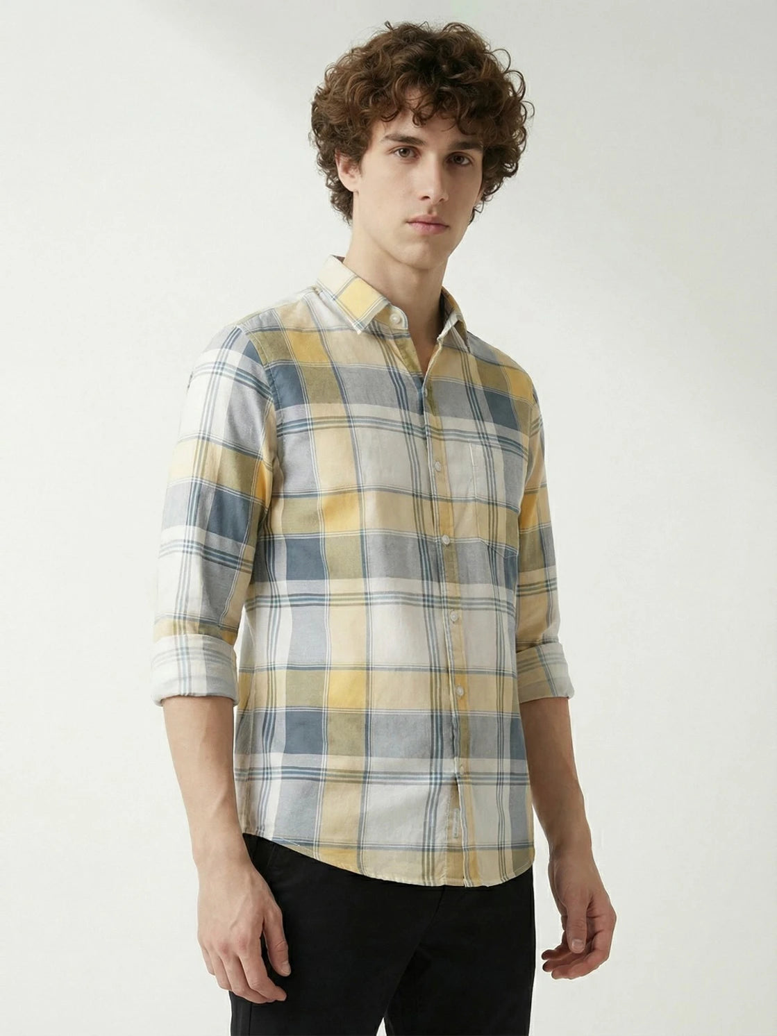 Men Slim Fit Checkered Spread Collar Casual Shirt