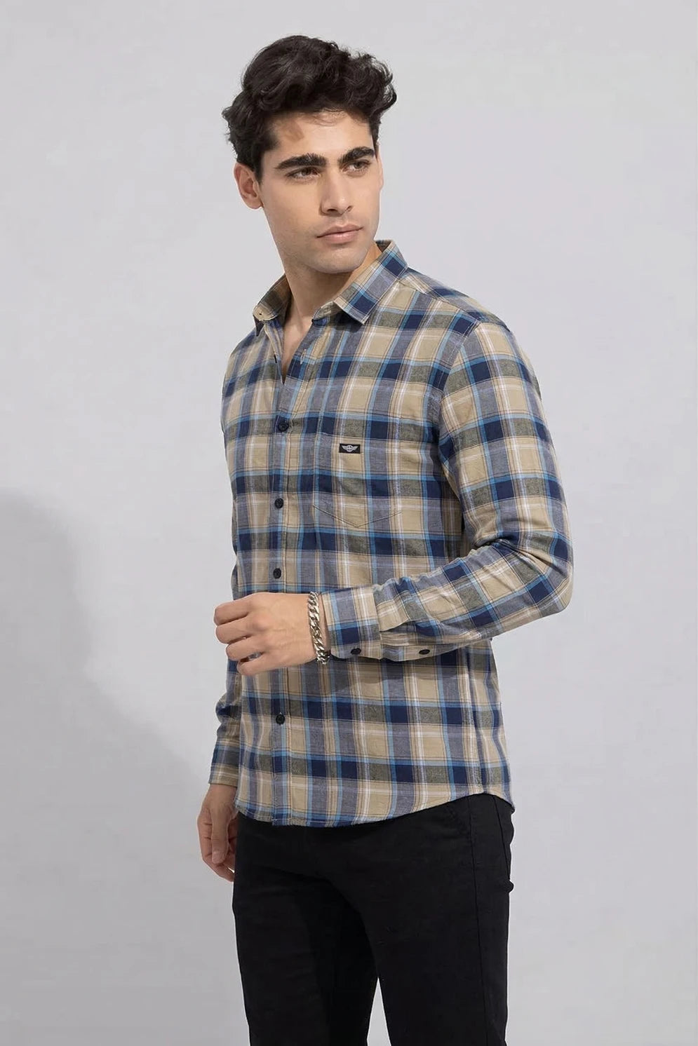 Men Regular Fit Checkered Spread Collar Casual Shirt