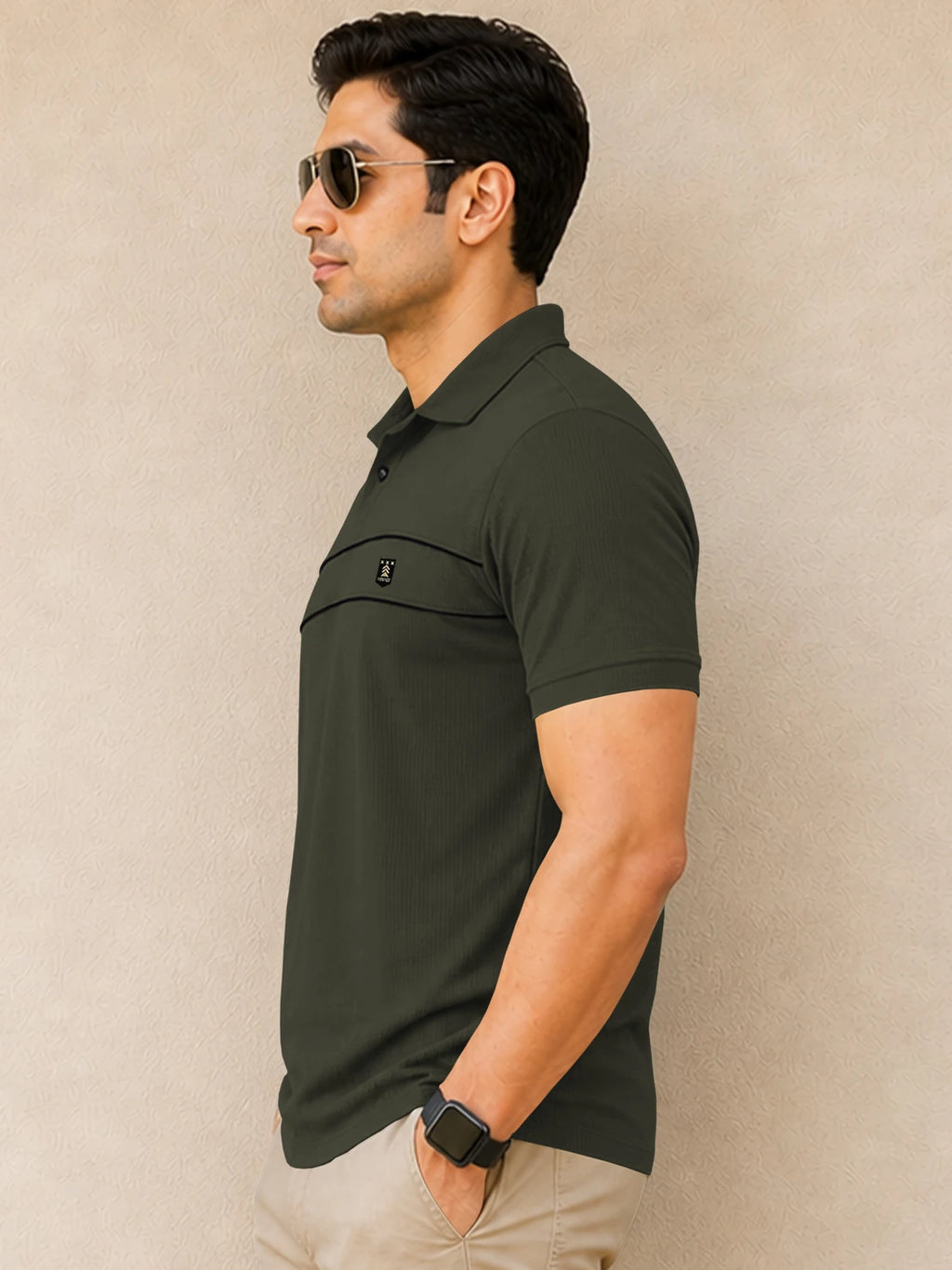 Men Solid Polo Neck Polyester Green T-Shirt