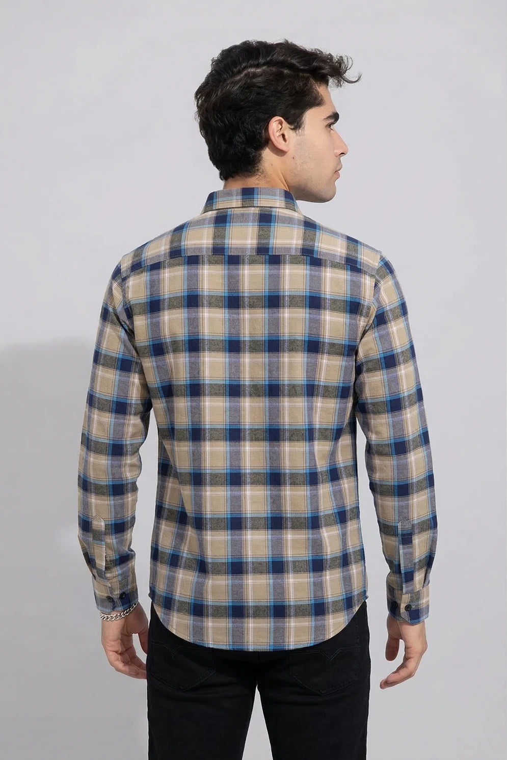 Men Regular Fit Checkered Spread Collar Casual Shirt