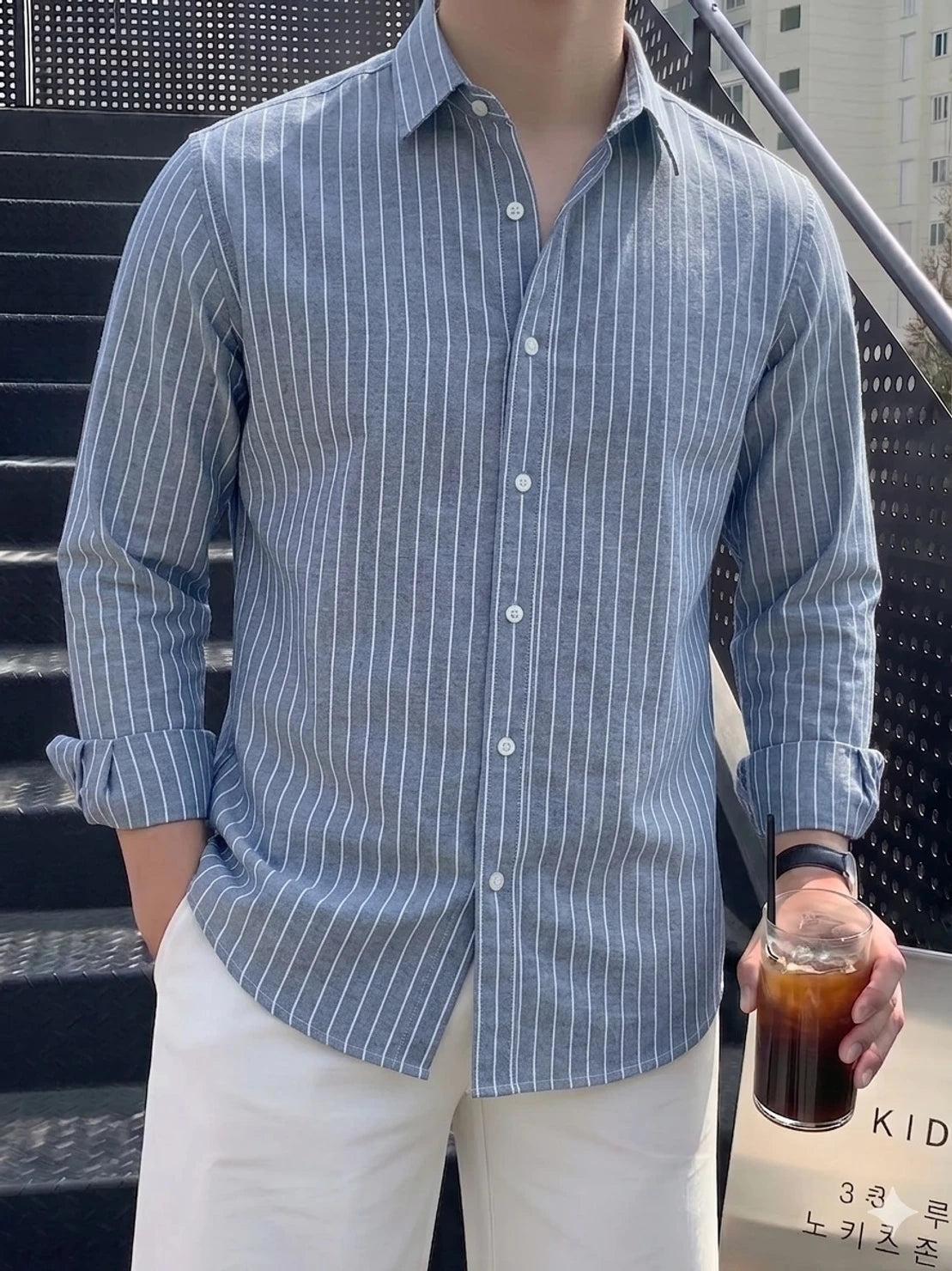 Men Regular Fit Striped Spread Collar Casual Shirt
