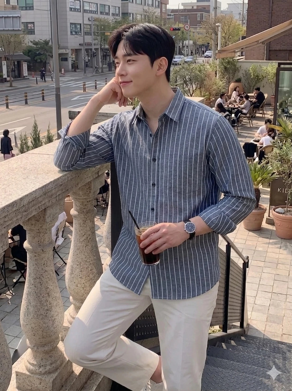 Men Regular Fit Striped Spread Collar Casual Shirt